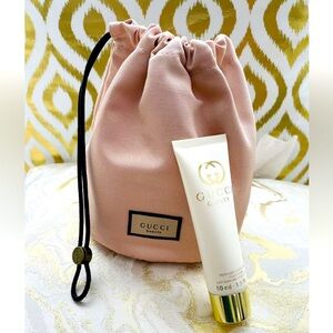 New {Gucci Beauty} Pink/Nude Fragrance Bucket Pouch Bag / Cosmetic Case& BodyL